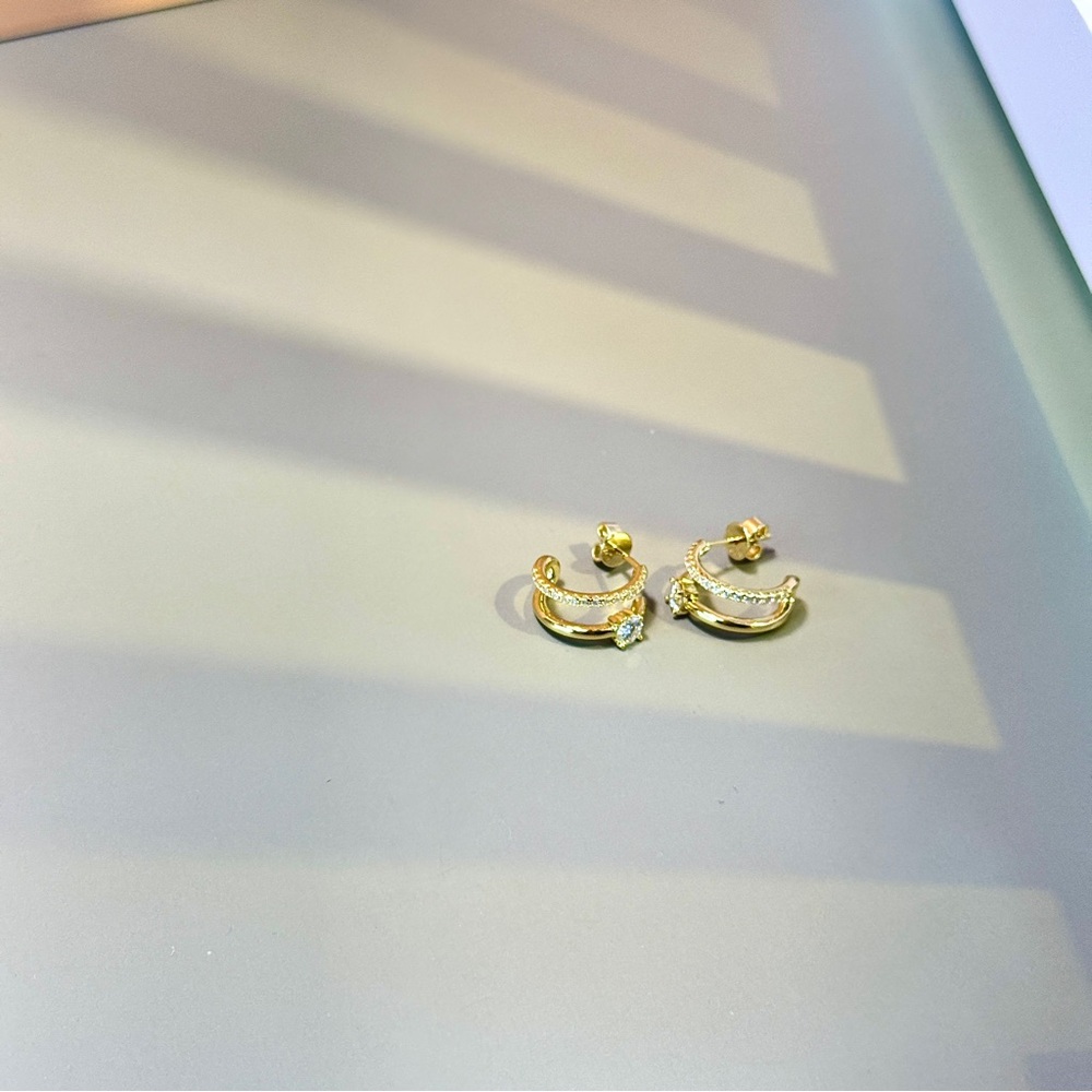G Shape Stacked Huggies Hoop Earrings Moissanite S925 14K Plate - Picture 4 of 6